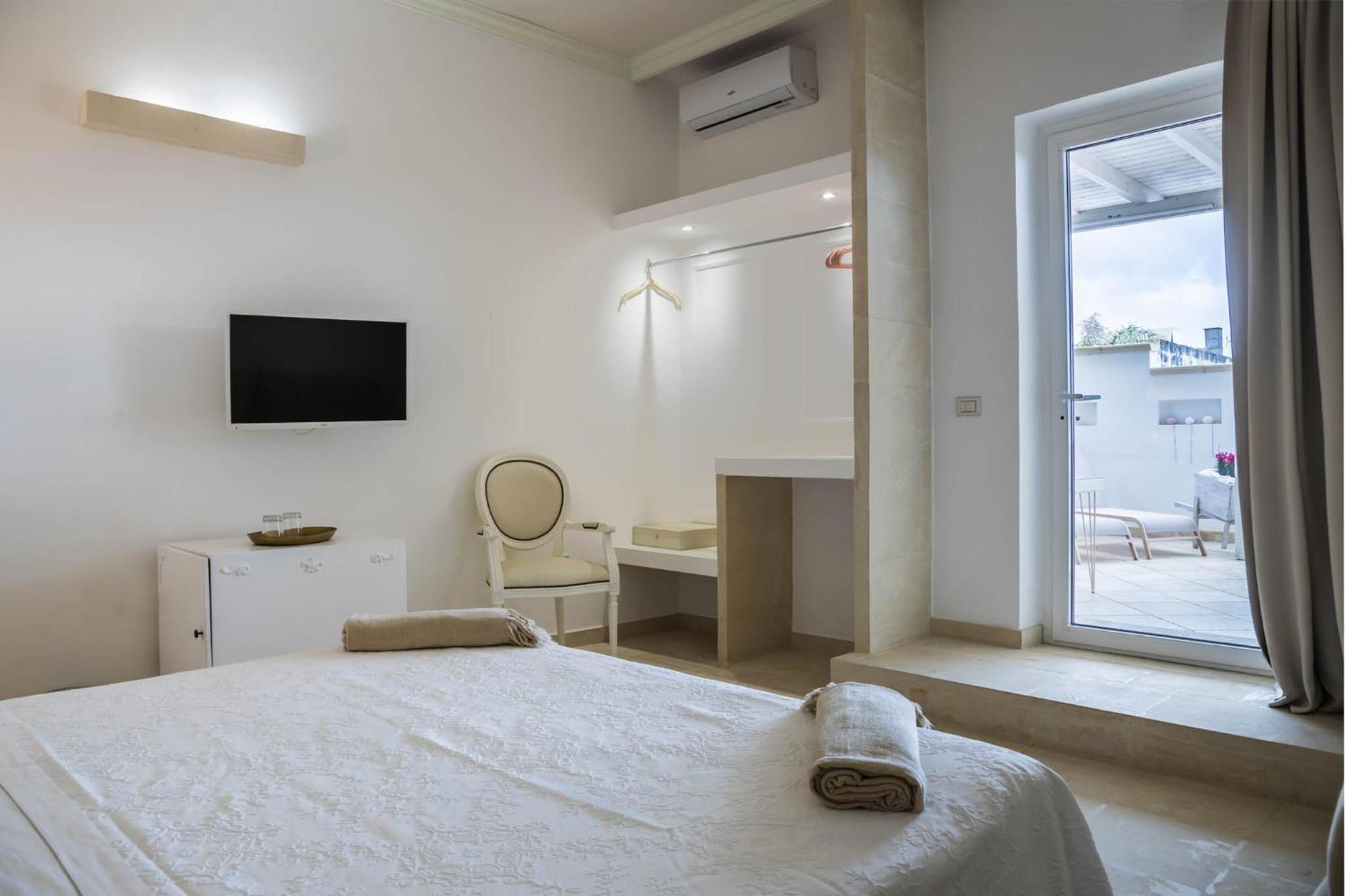 Sea Suites Ugento Exterior photo